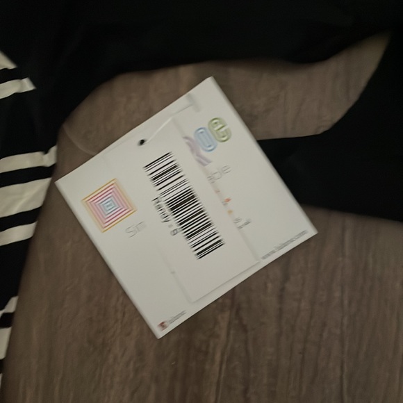 LuLaRoe Randy tee - Picture 8 of 8